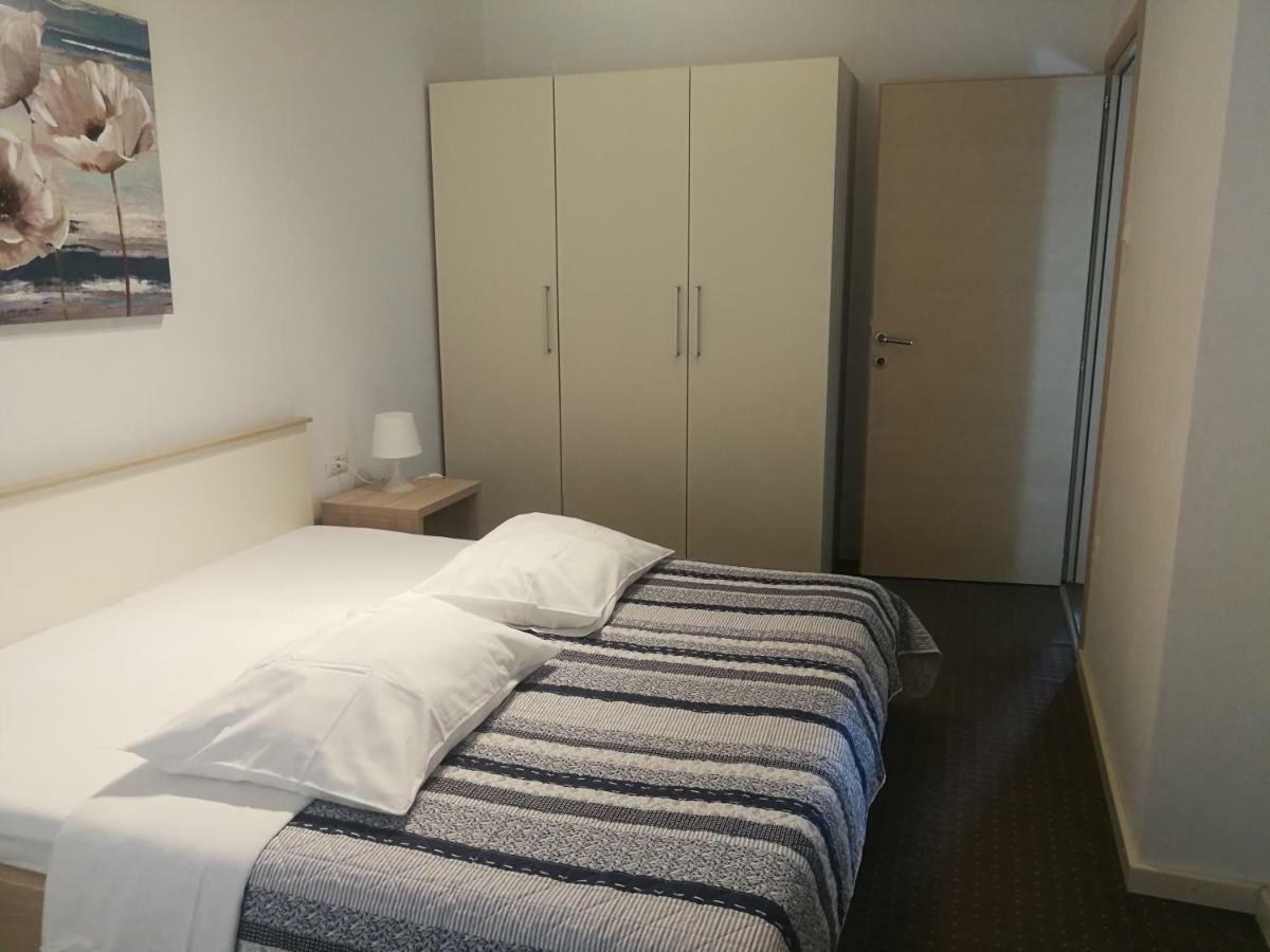 דראמליי Apartments Permida מראה חיצוני תמונה
